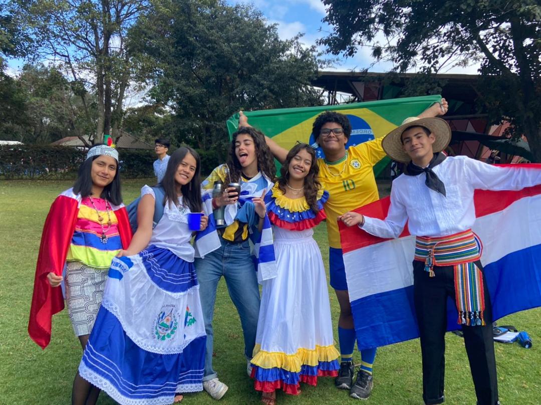 Gracias por apoyar a UWC